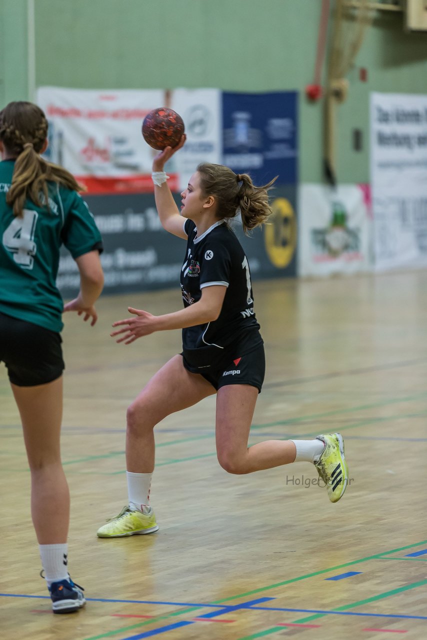 Bild 178 - B-Juniorinnen SV-Henstedt Ulzburg - HSG Fockbek/Nuebbel : Ergebnis: 32:25